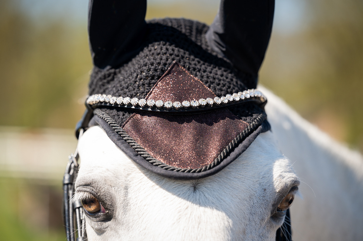 HB Showtime Ear Bonnet Mahogany Glitter