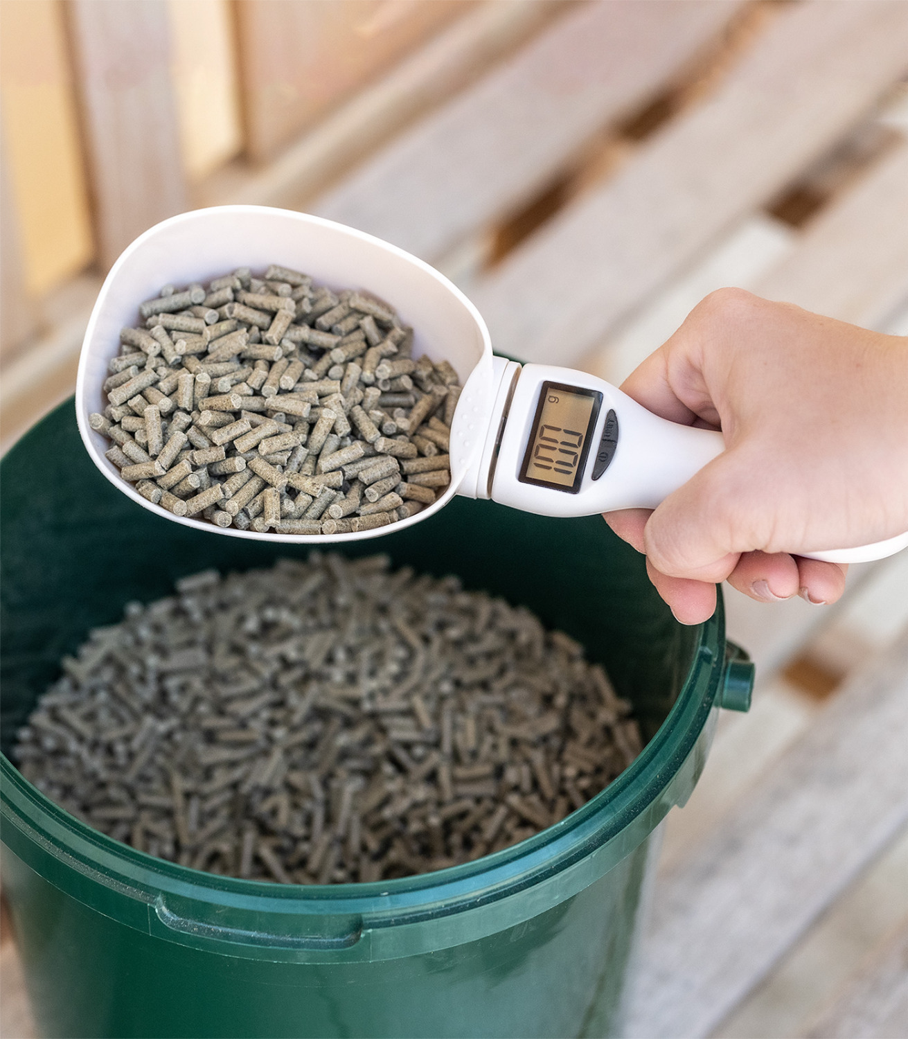 Waldhausen Digital Feed Scoop