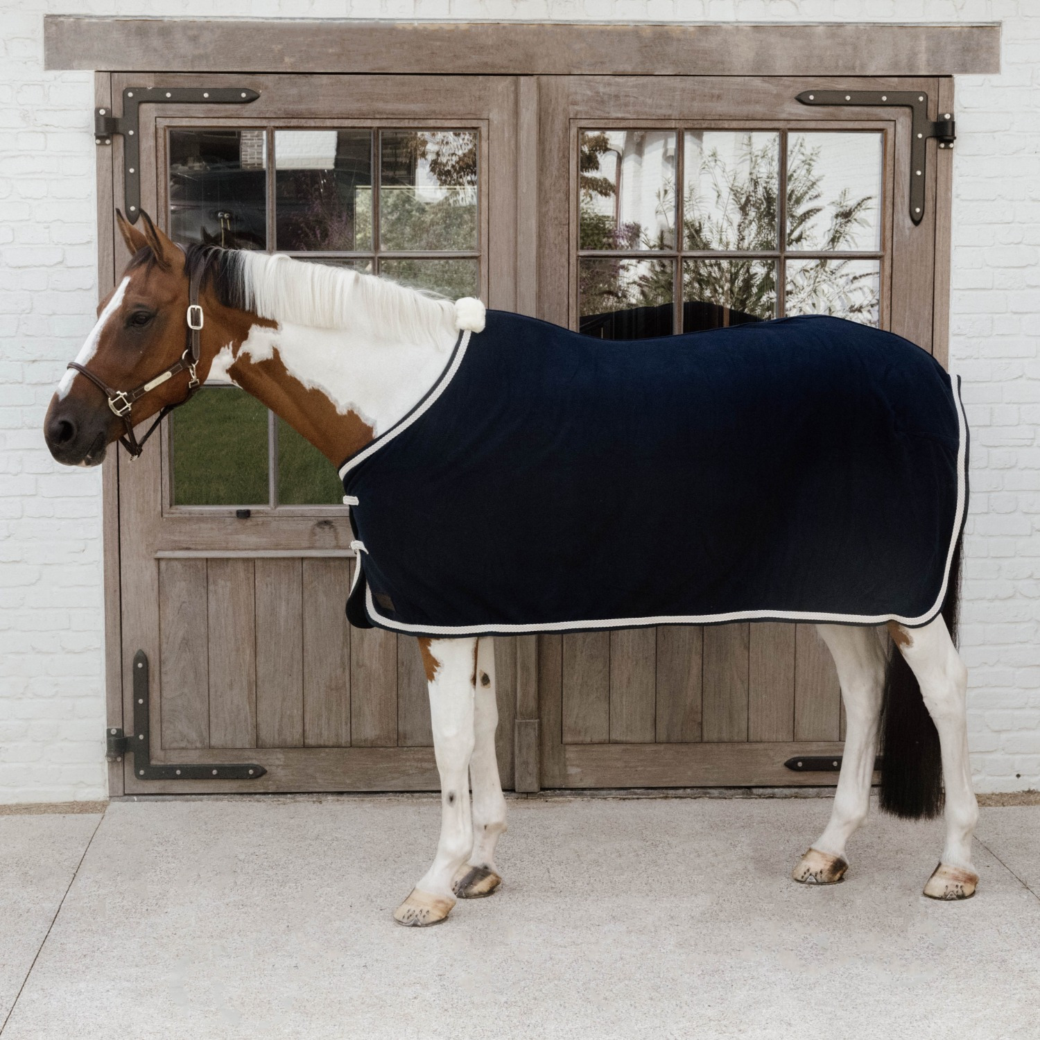 Kentucky Fleece Rug with Braided Cord