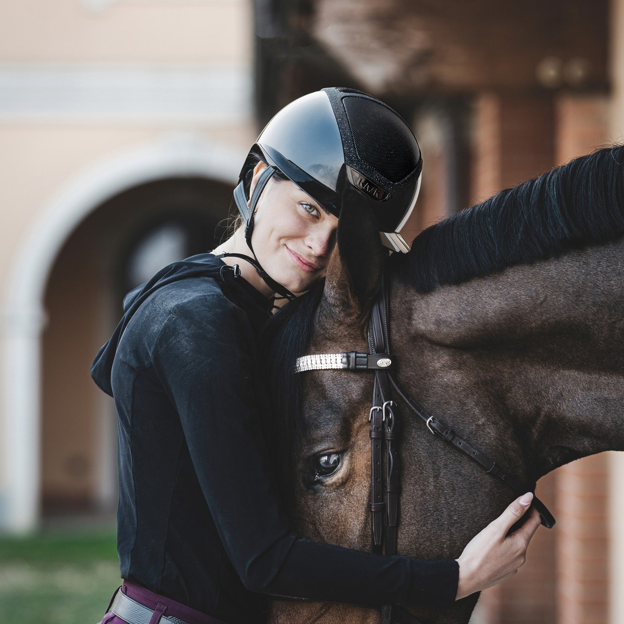 Kask Star Lady Pure Shine 2.0 Crystals Frame Zwart