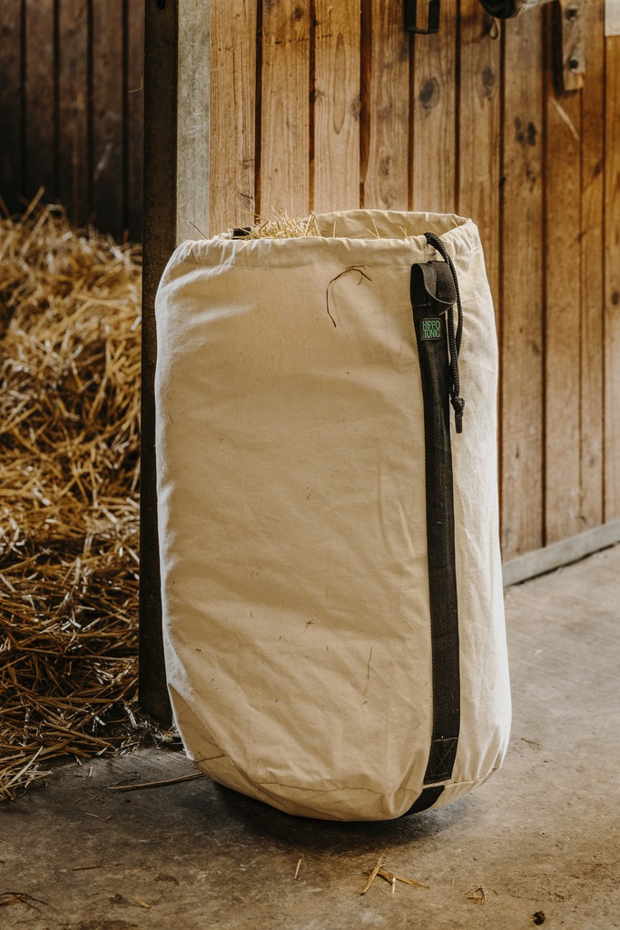 Hippo-Tonic Transport Hay Bag