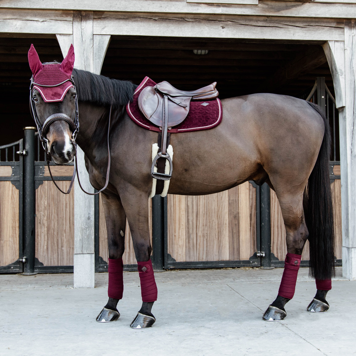 Kentucky Velvet Jumping Saddle Pad