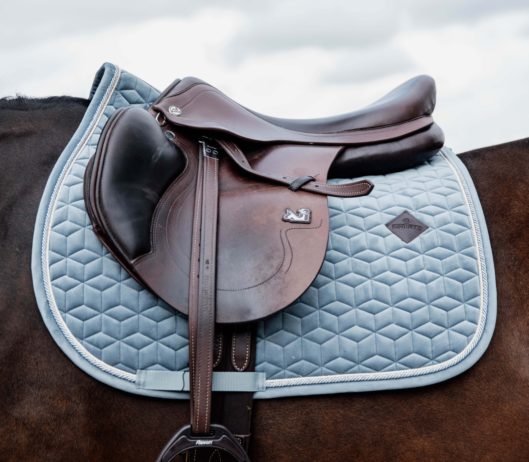 Kentucky Velvet Jumping Saddle Pad