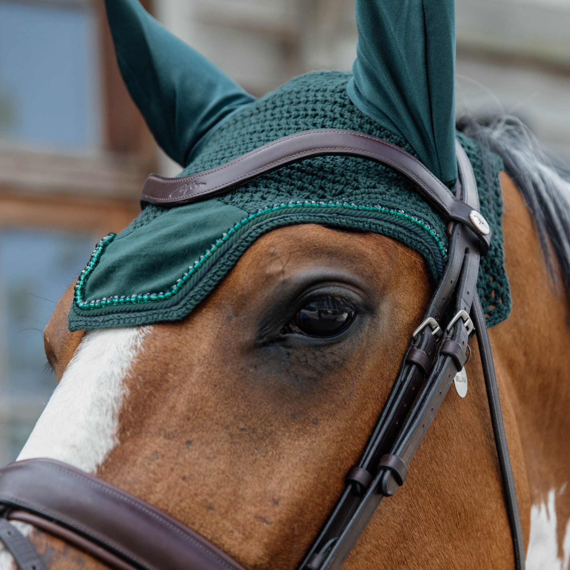 Kentucky Fliegenhaube Wellington Velvet Pearls