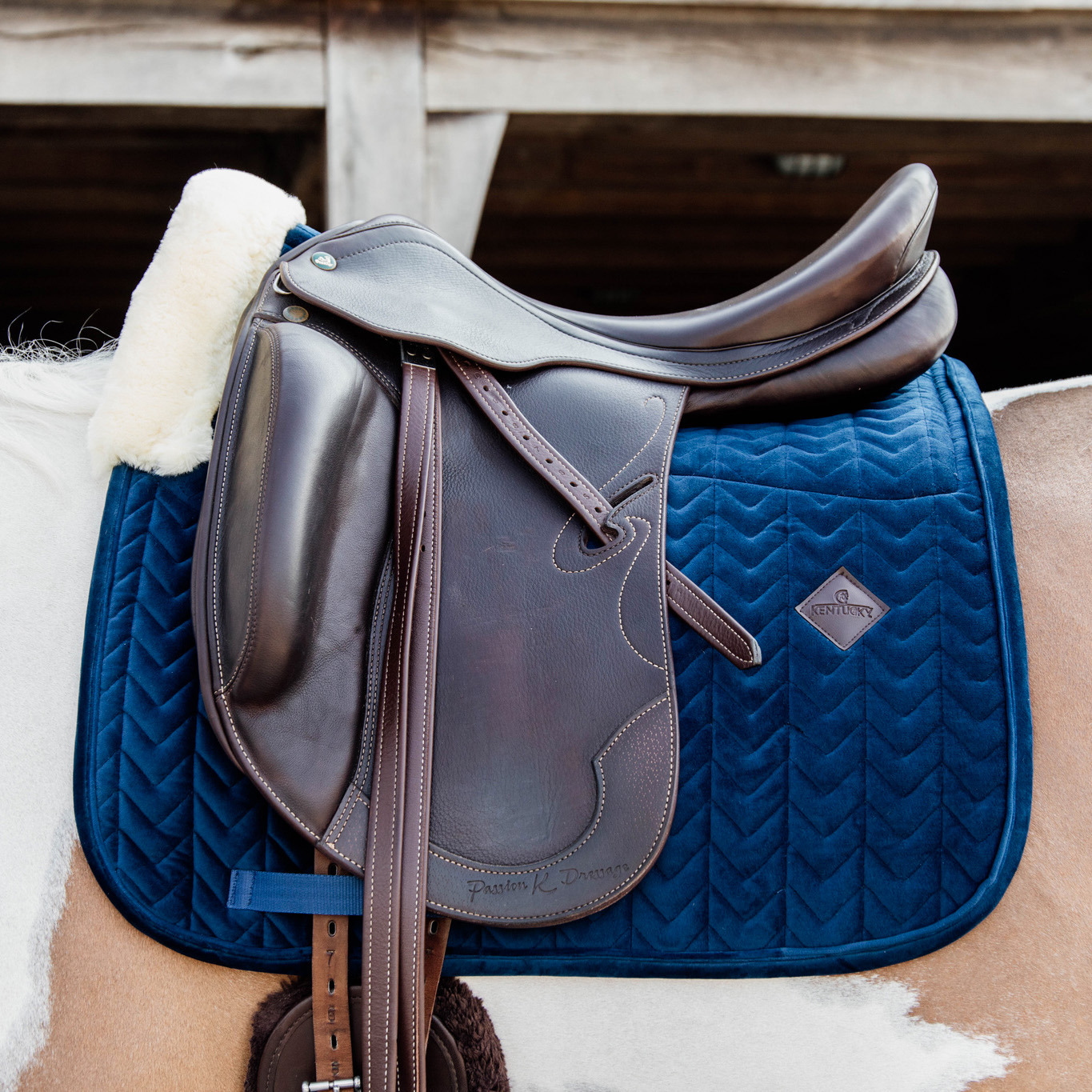 Kentucky Skin Friendly Velvet Dressage Saddle Pad