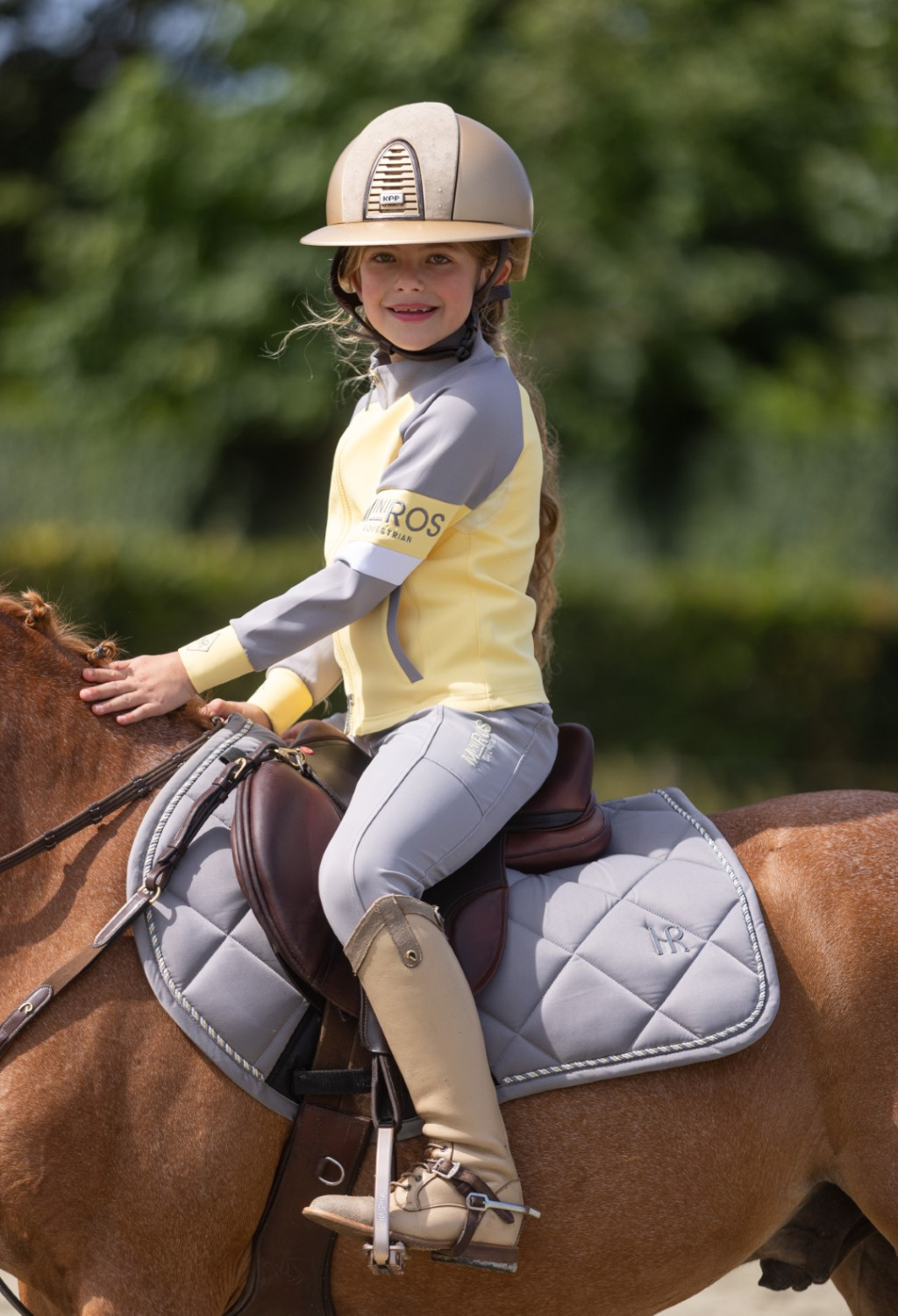 Mrs. Ros SS'24 Iconic Saddle Pad Topping Grey