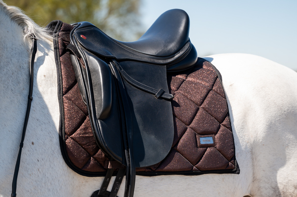 HB Showtime Mahogany Glitter Dressage Saddle Pad