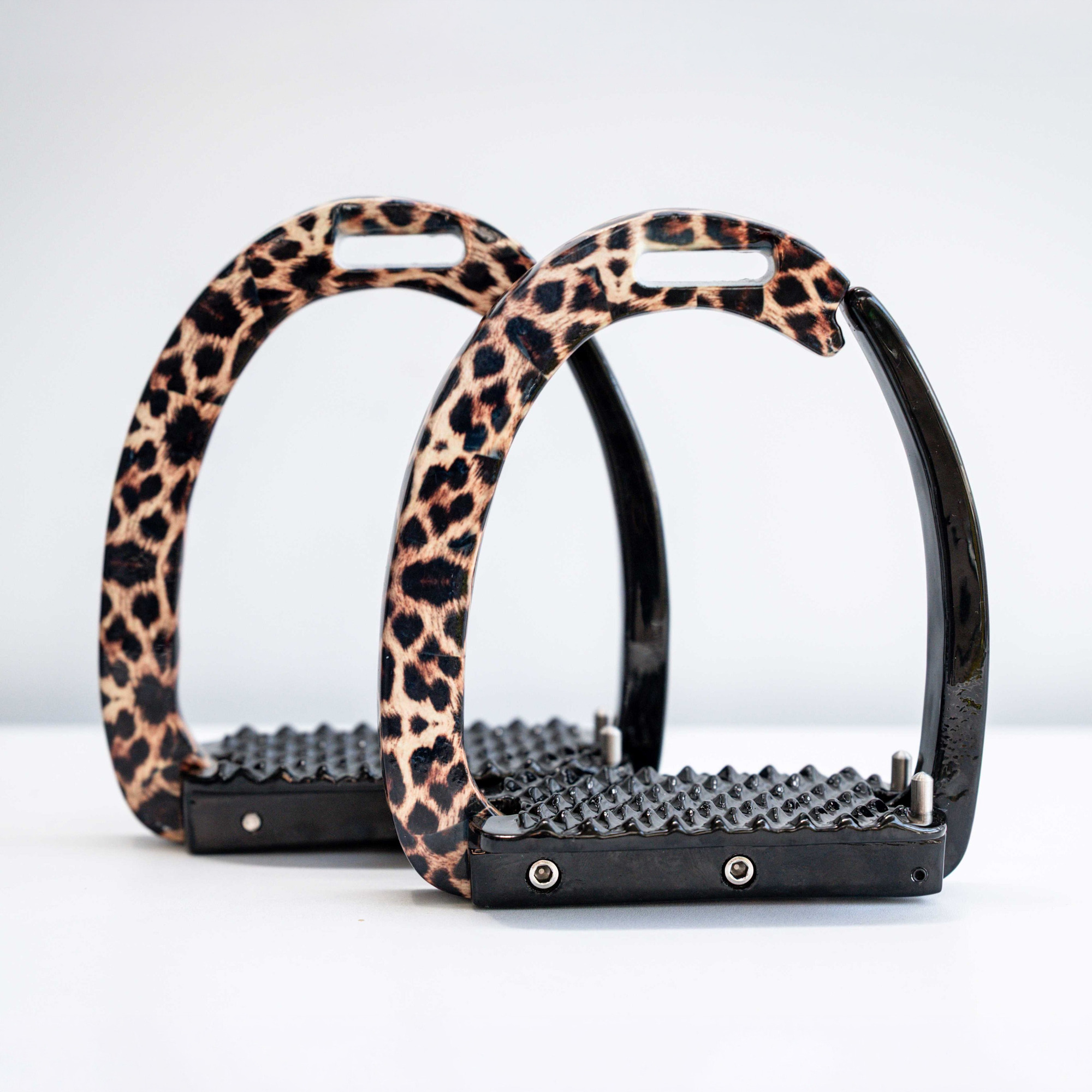 HB Showtime Luxury Safety Stirrups Leopard