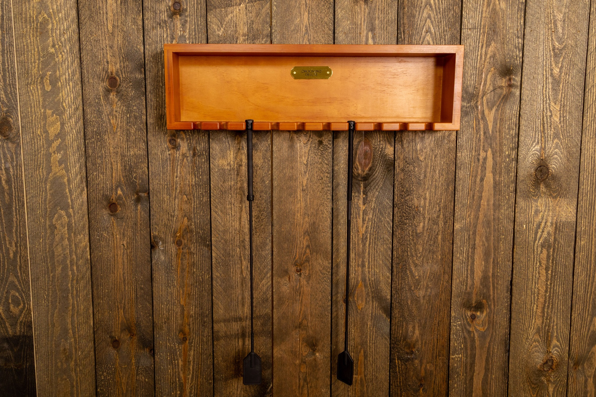 Grooming Deluxe Whip Holder Straight