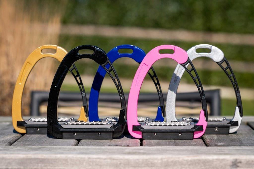 HB Showtime Deluxe Safety Stirrups