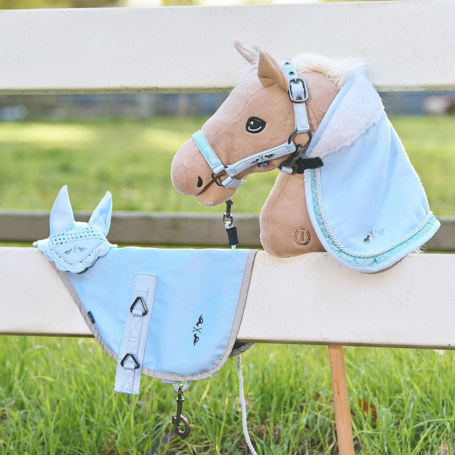 HV Polo SS26 Hobby Horse Fleecedecke HVPRuby