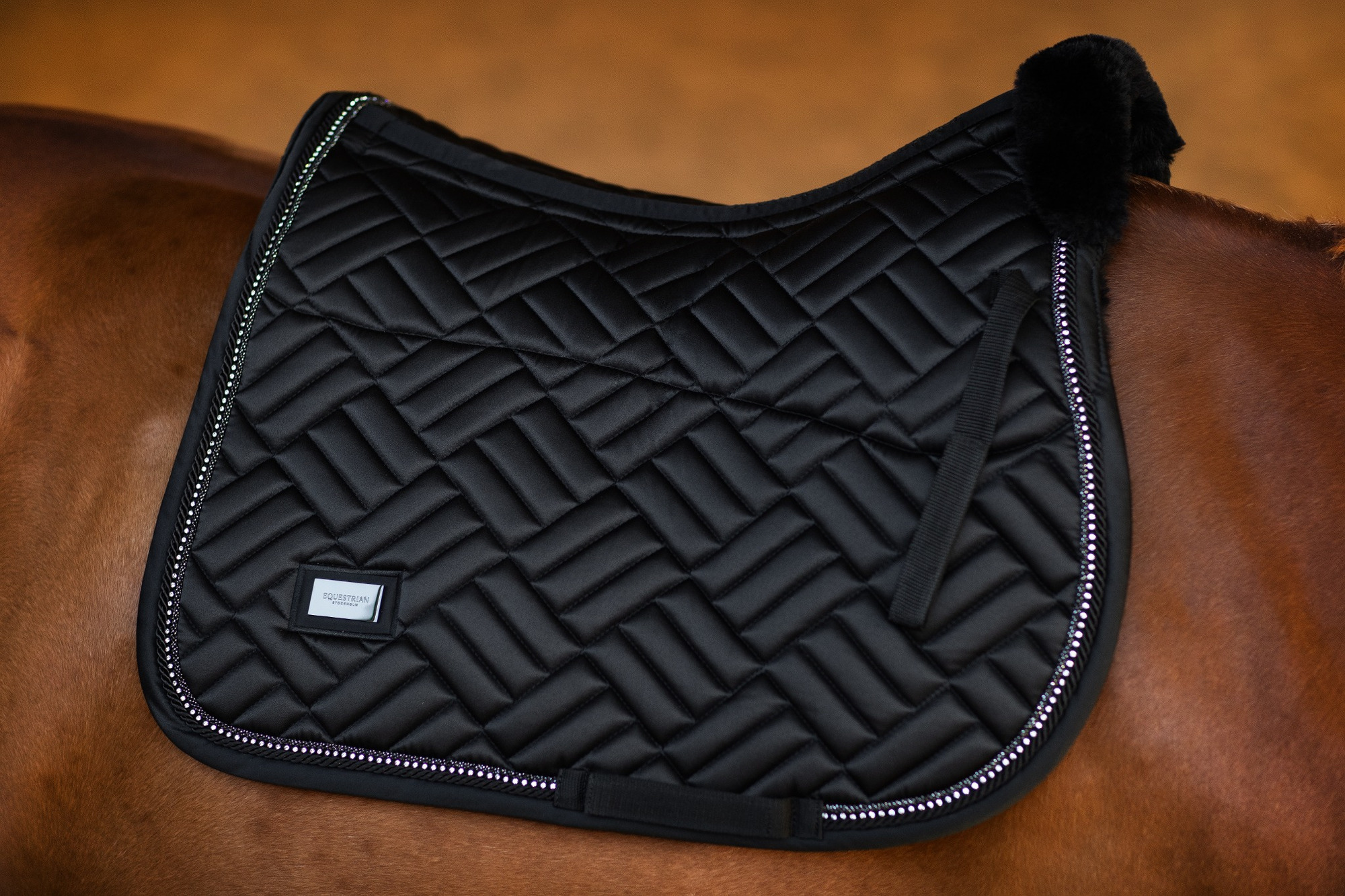 Equestrian Stockholm Holiday Spring Dekje Vegan Fur Crystal Black 