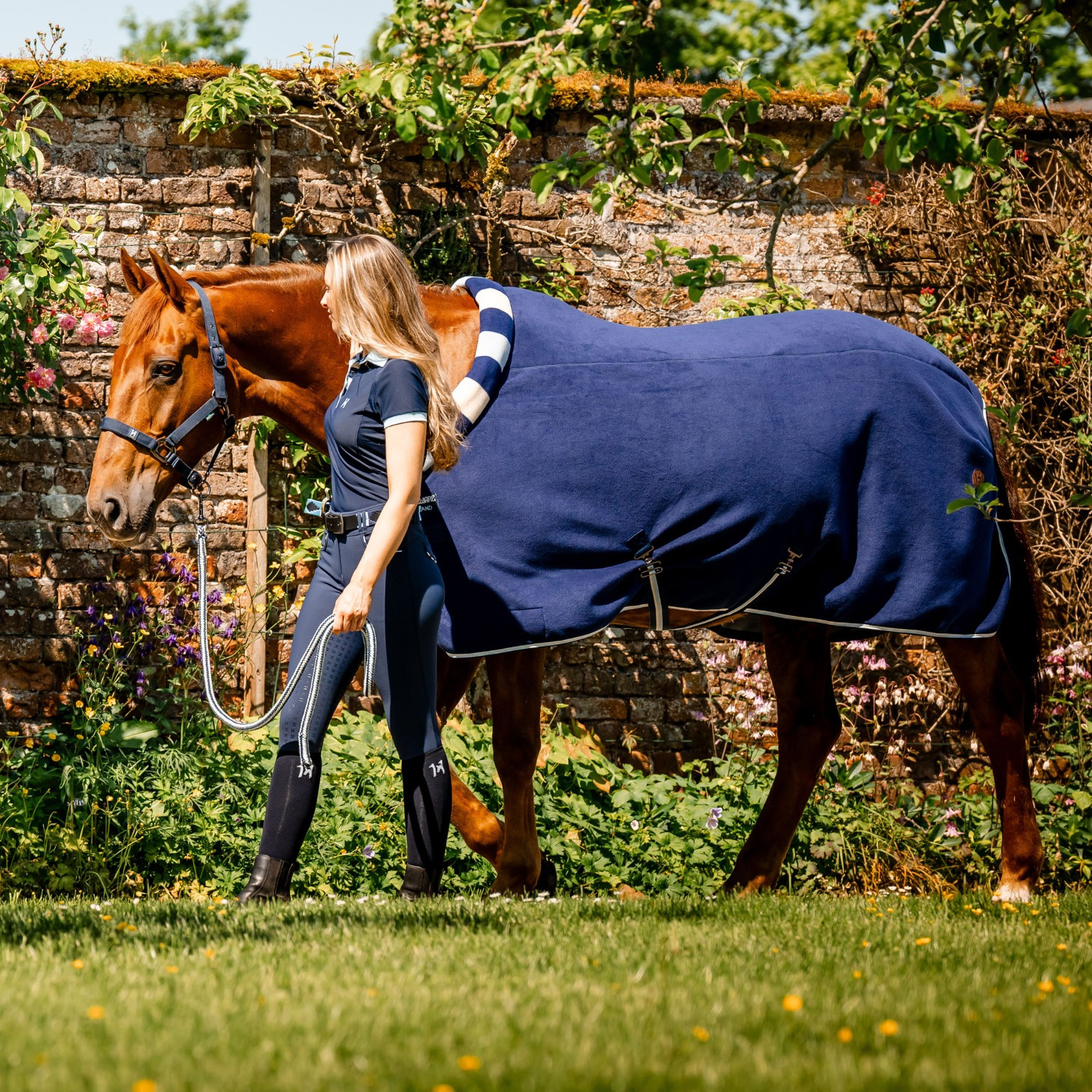Horseware Newmarket Kuschelige Fleece-Abschwitzdecke