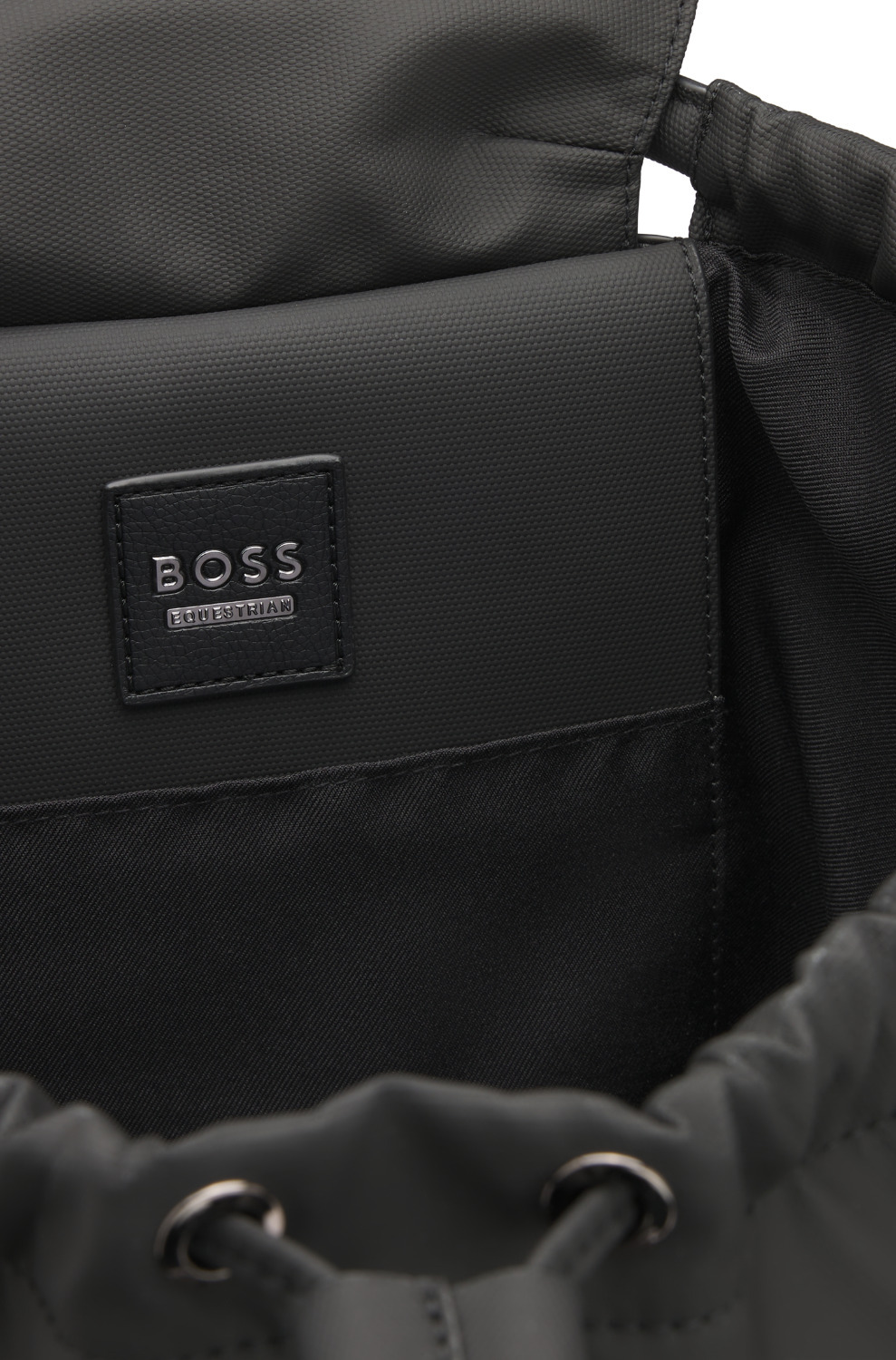 BOSS Equestrian FW25 Rucksack Veganes Leder 