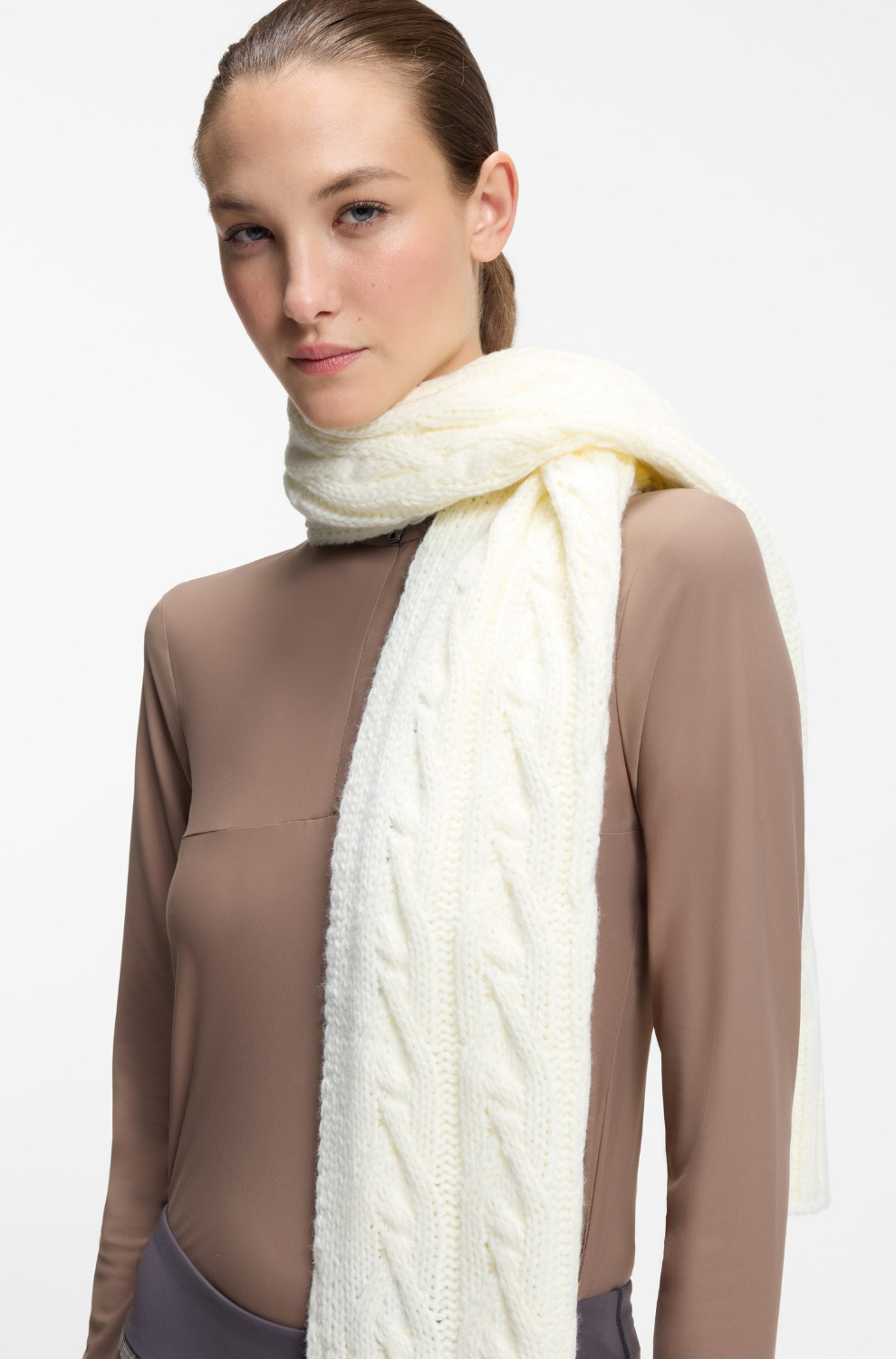 BOSS Equestrian FW26 Schal Bora