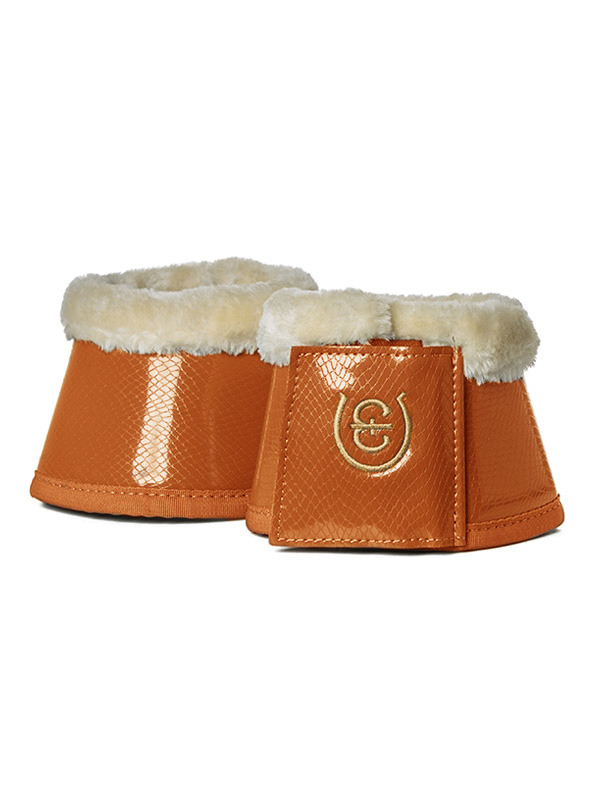 Equestrian Stockholm FW'21 Bronze Gold overreach boots