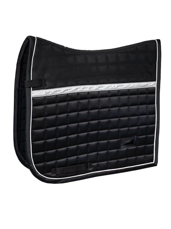 Equestrian Stockholm FW'22 Luminous Black Dressur Schabracke