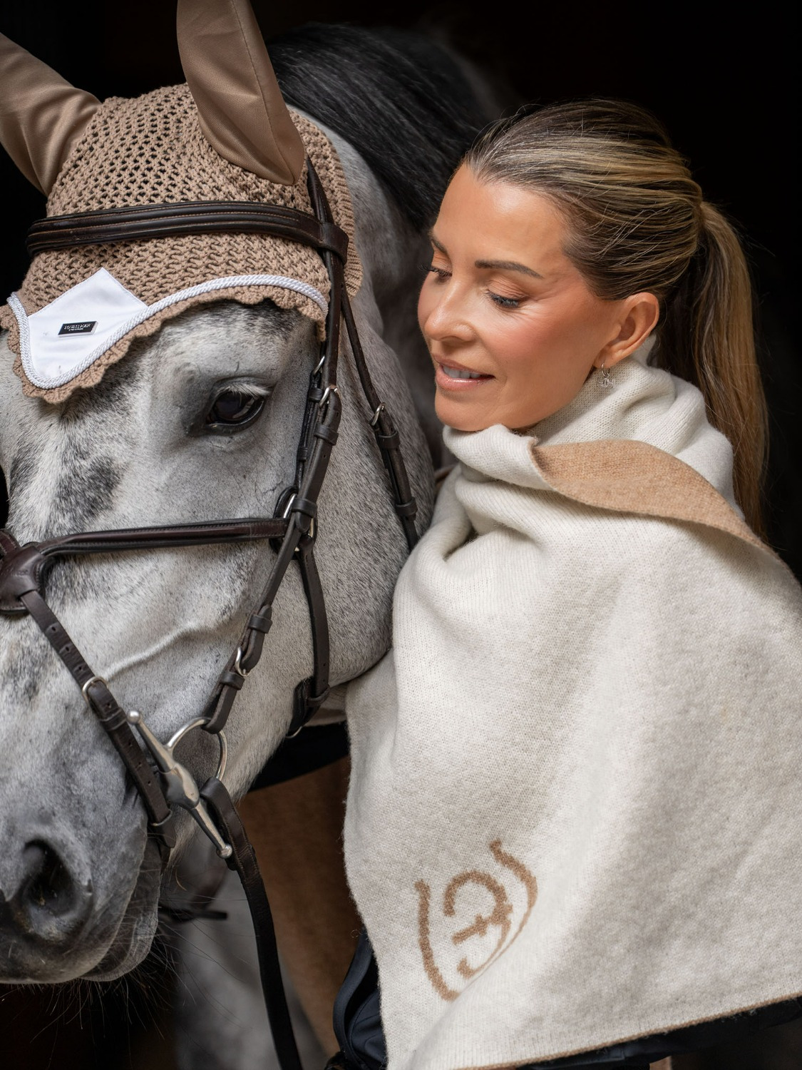 Equestrian Stockholm Woven Scarf Sand