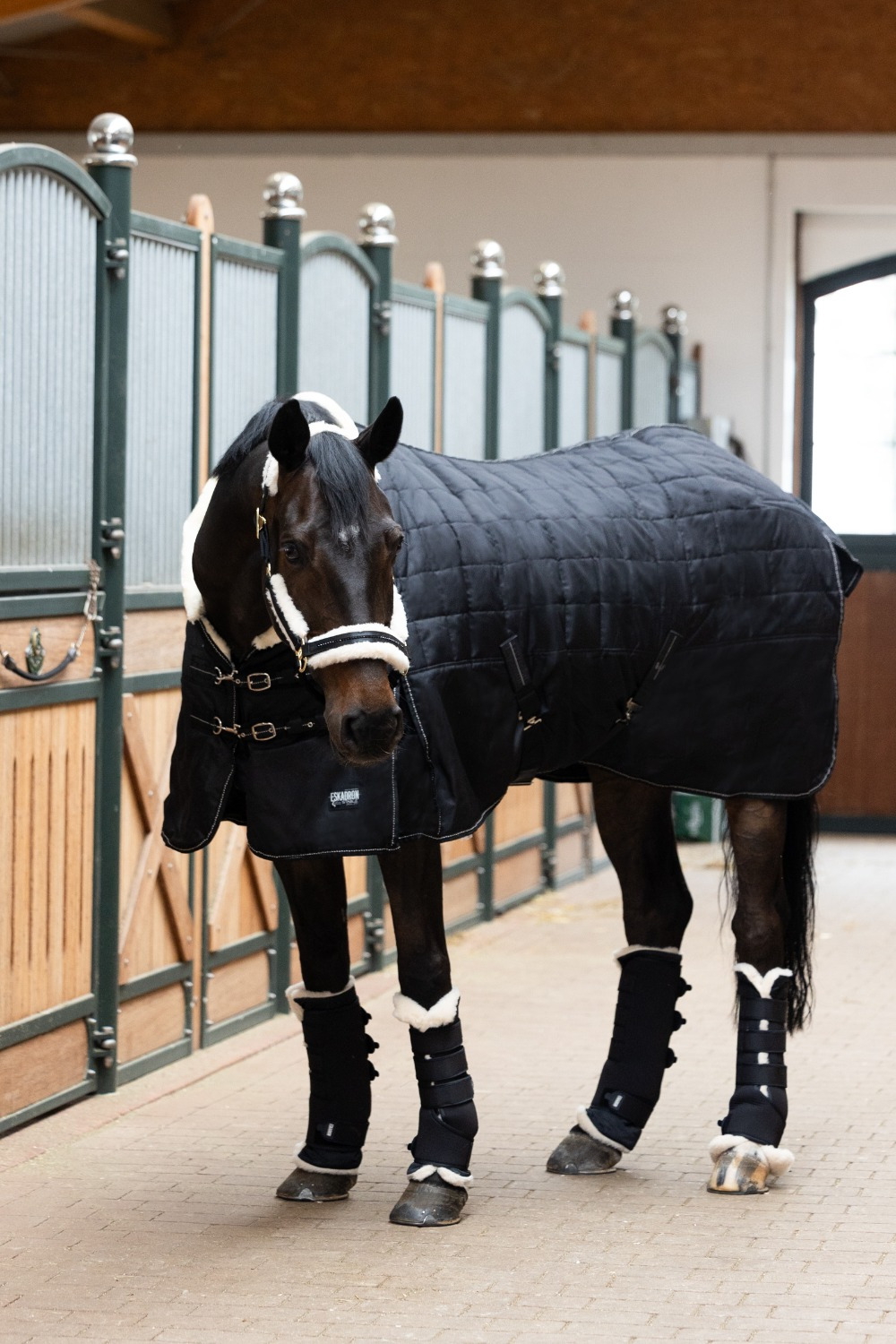 Eskadron Stable Rug Zeta Faux Fur 100g