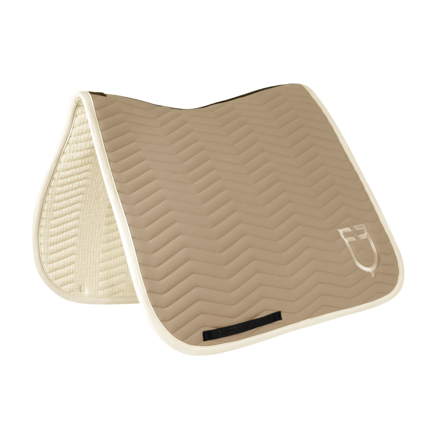Equestro SS26 Spring Dekje Wave Quilting 