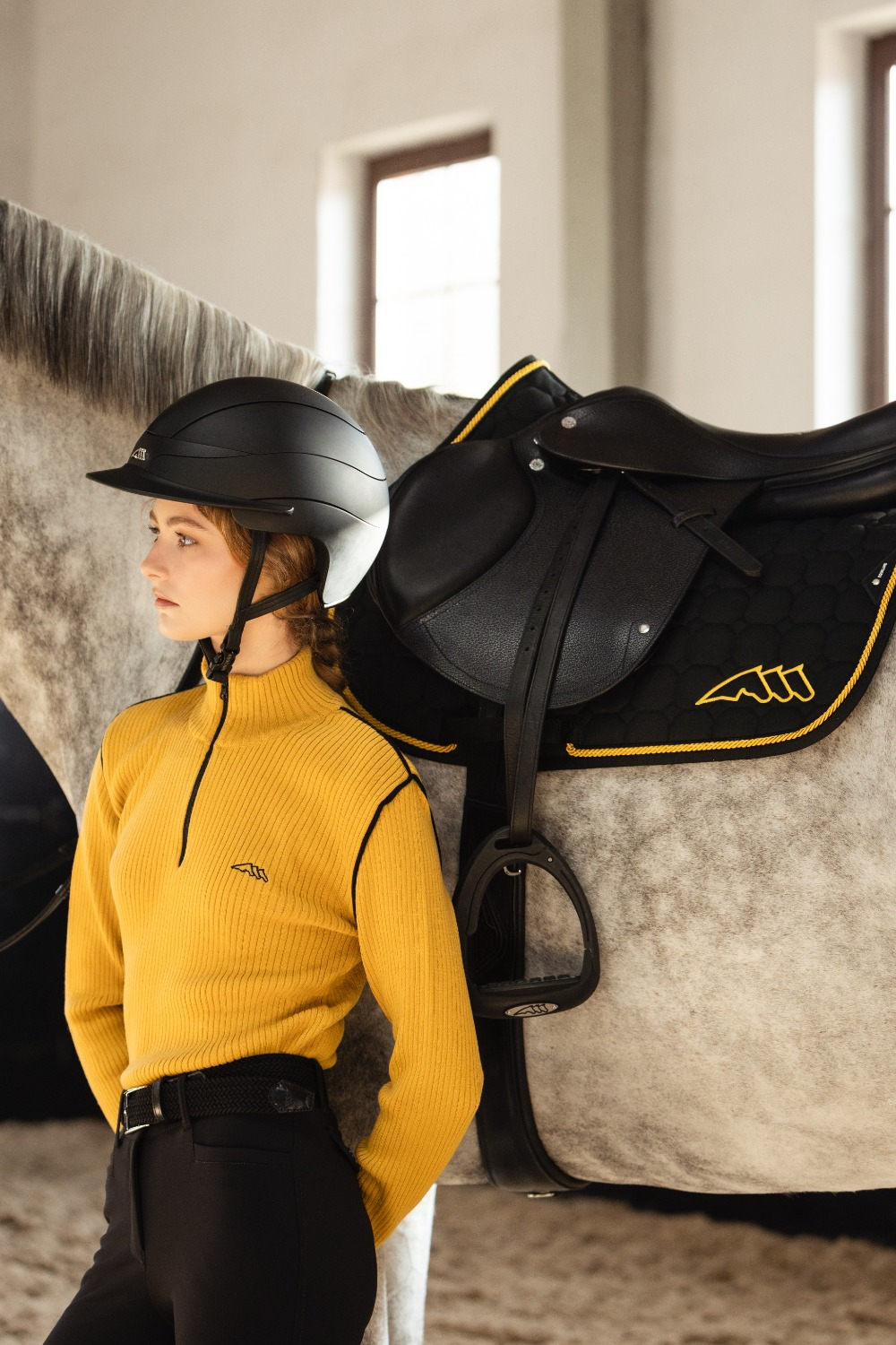 Equiline FW26 Pullover Eqclip