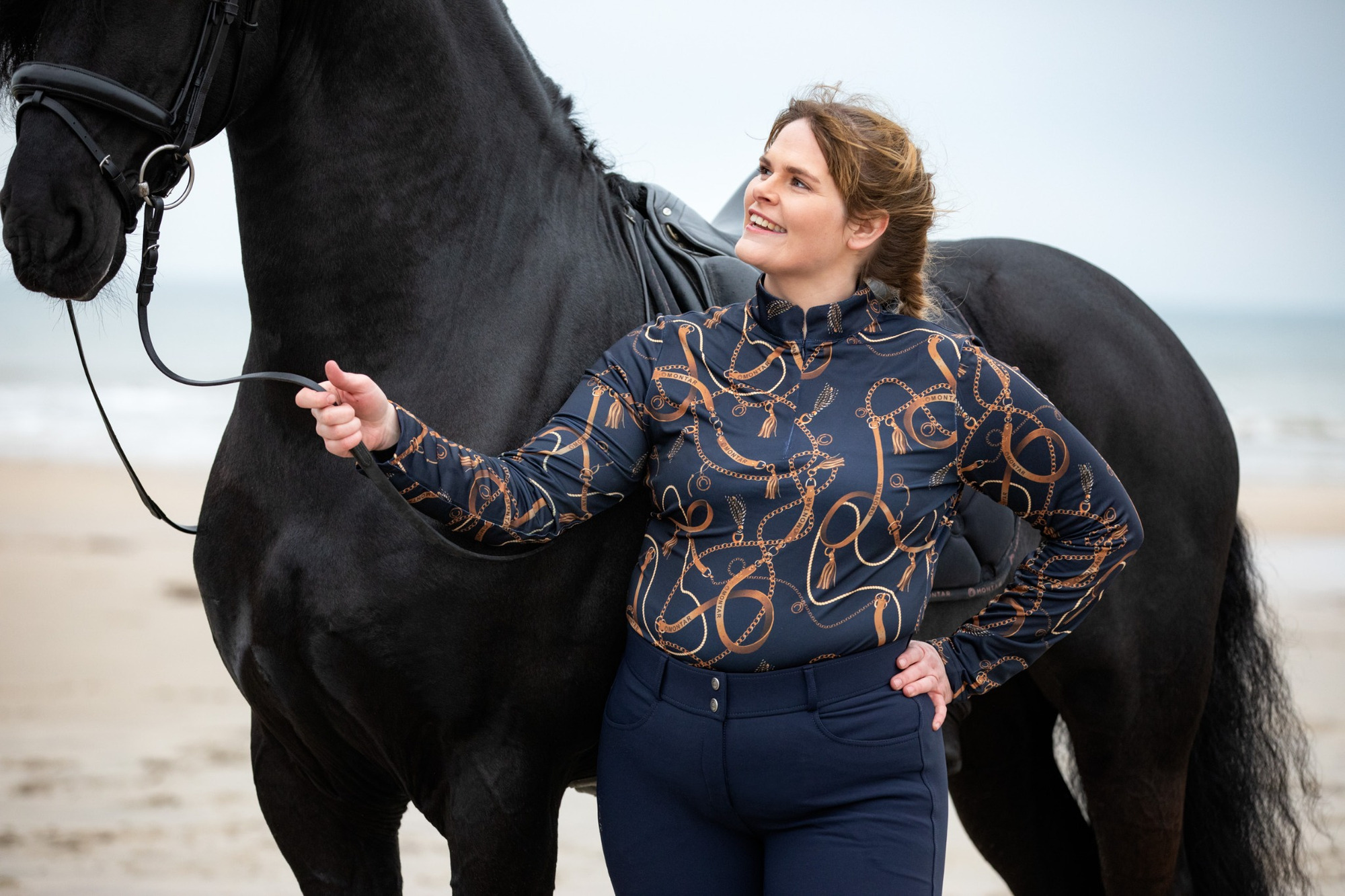 Montar Haily Long-Sleeved Curve
