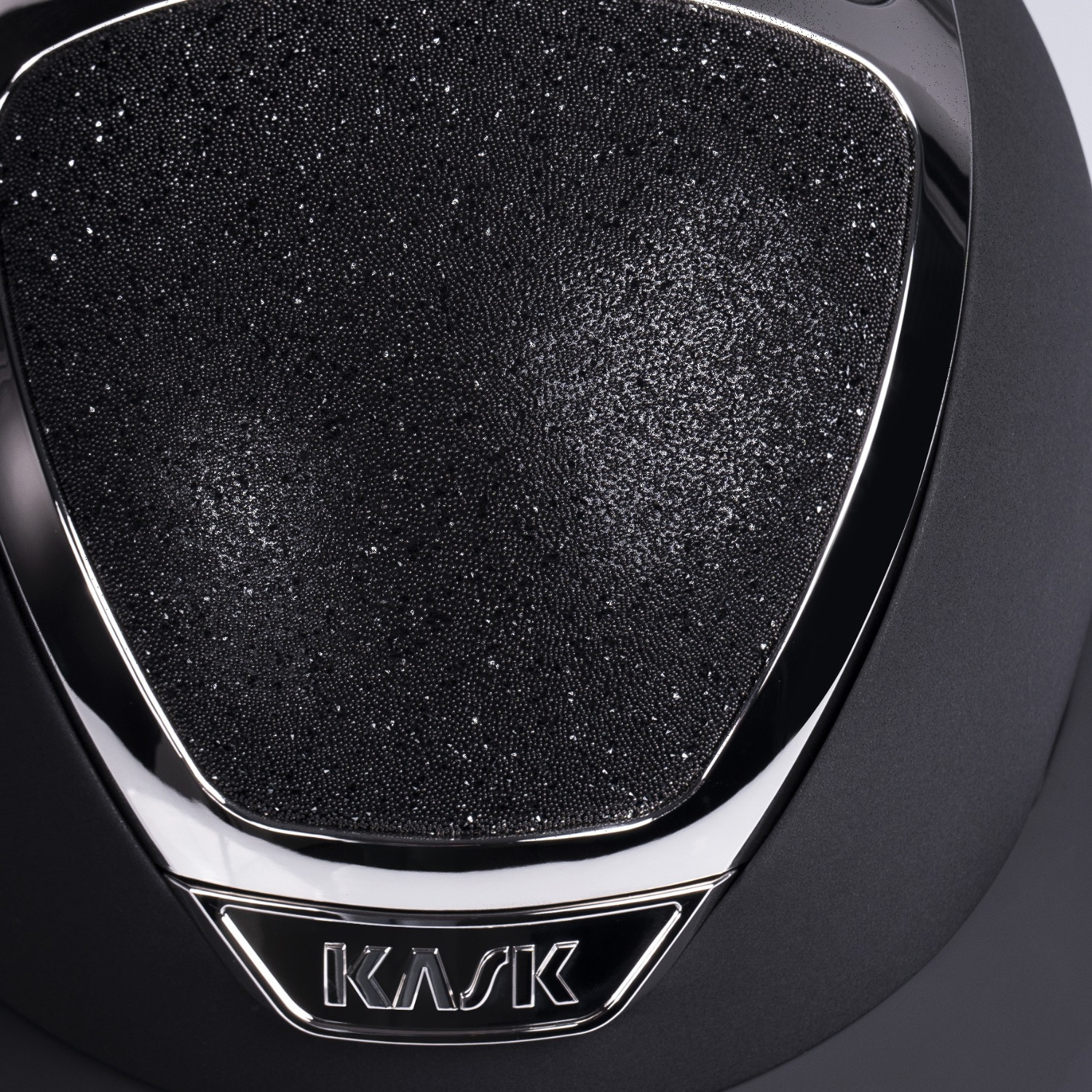 Kask Dogma Chrome 2.0 Crystals Carpet Zwart