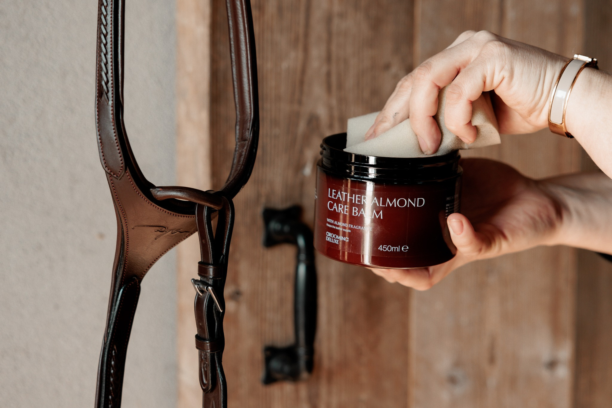 Grooming Deluxe Leather Almond Care Balm