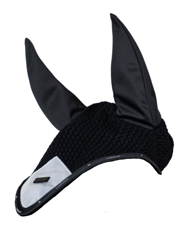 Equestrian Stockholm FW'22 Luminous Black Fliegenhaube