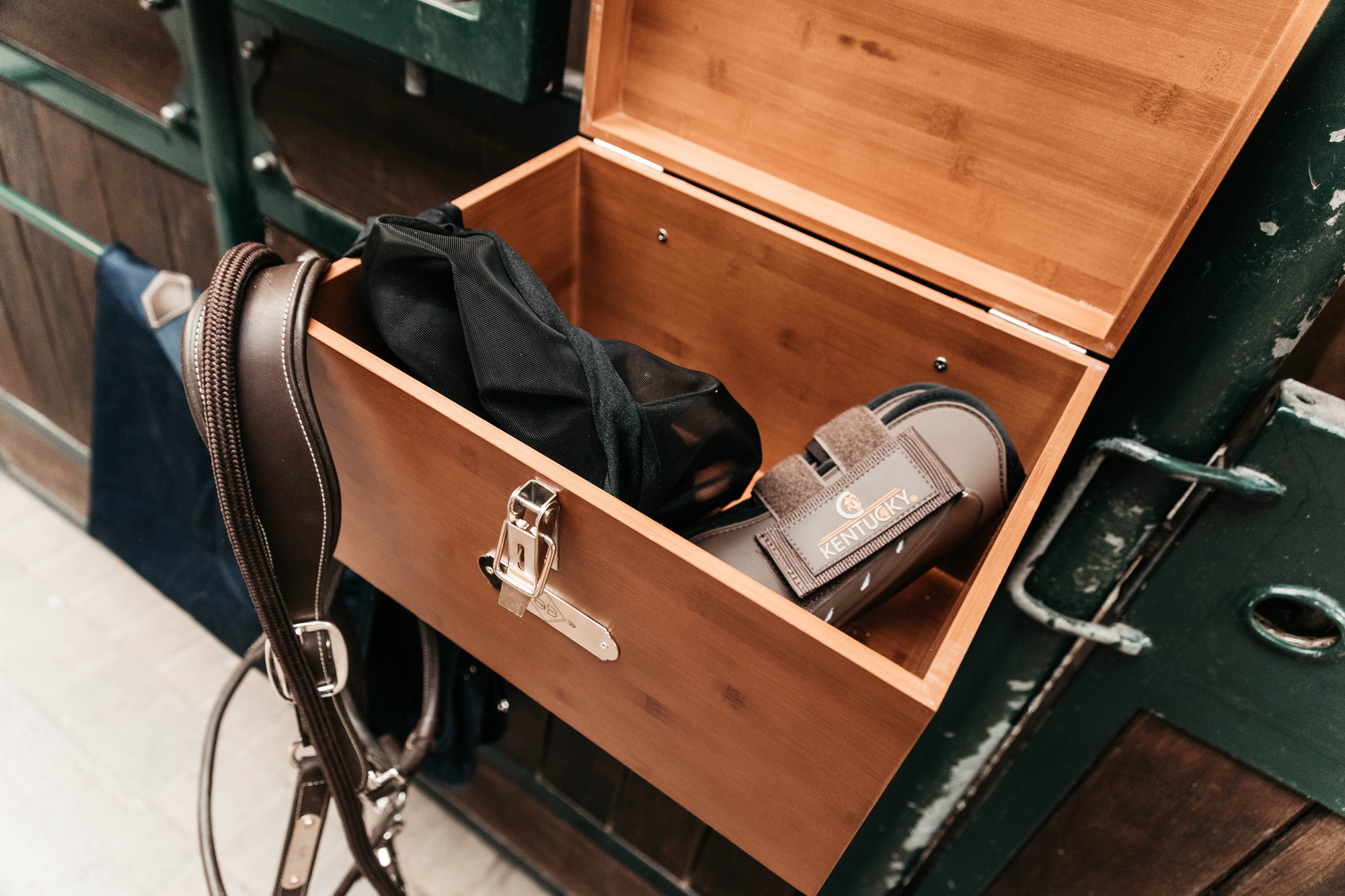 Grooming Deluxe Stable Equipment Box