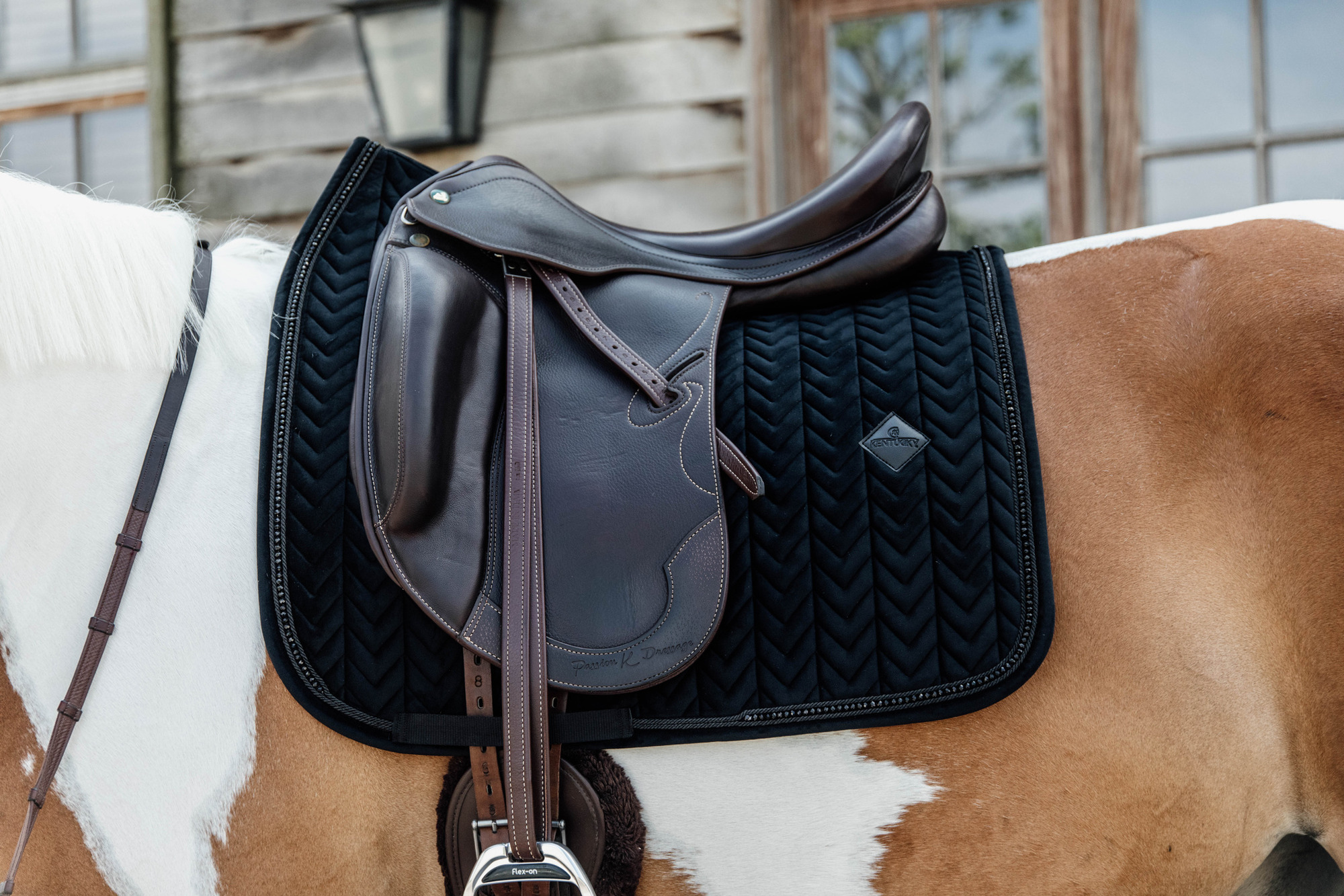 Kentucky Velvet Pearls Dressage Saddle Pad