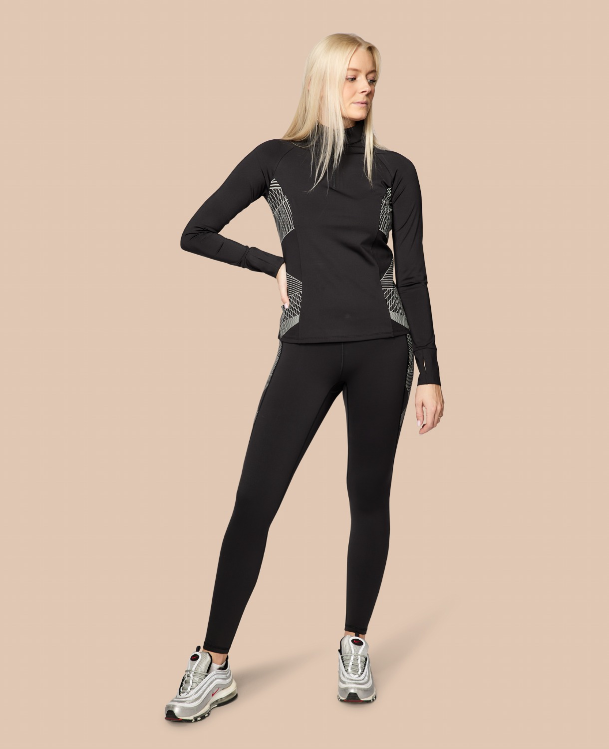 C'MON STUDIO Quarter-Zip Langarmshirt mit reflektierendem Print