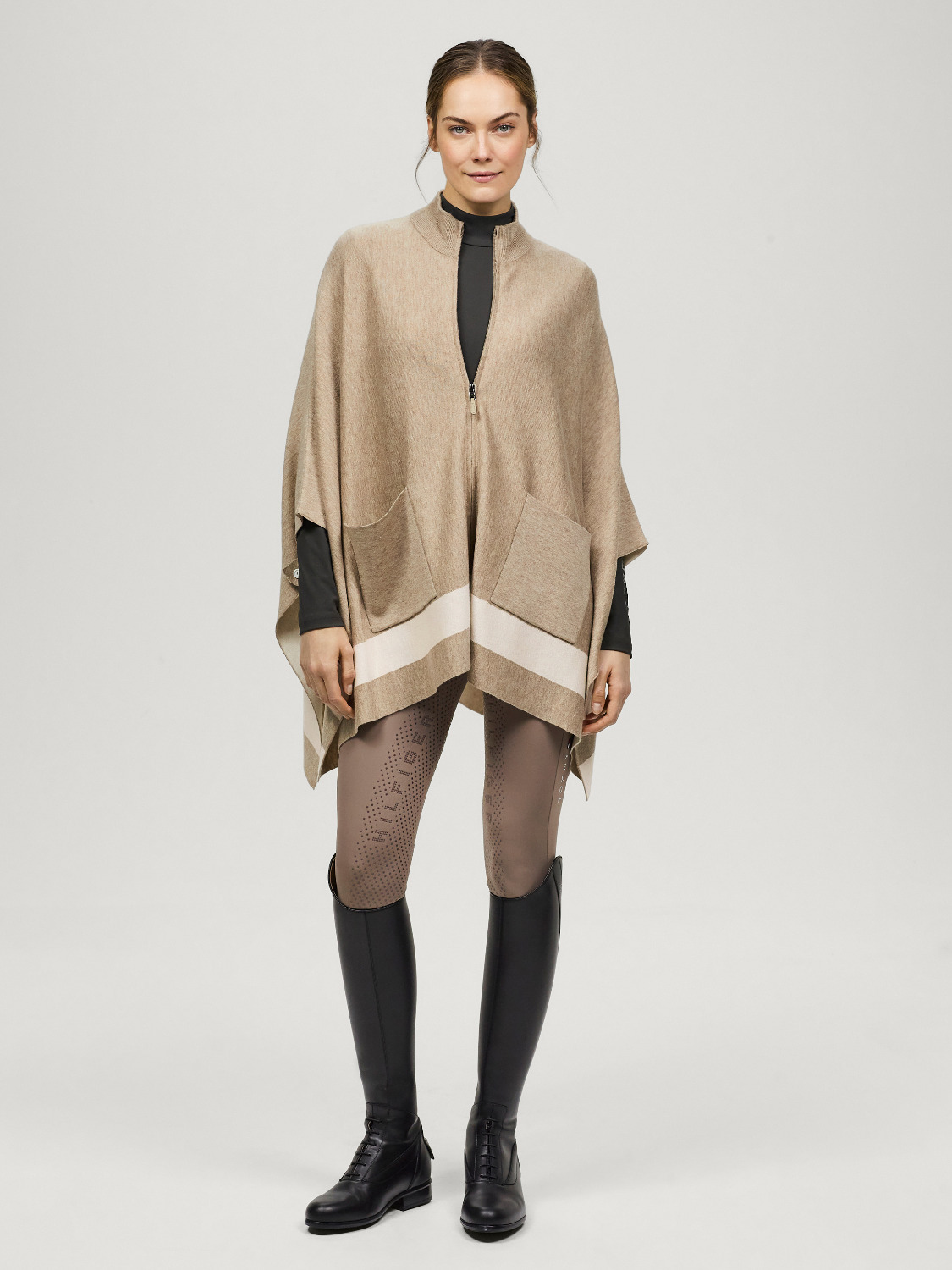 Tommy Hilfiger FW25 Knitted Cape Greenwood