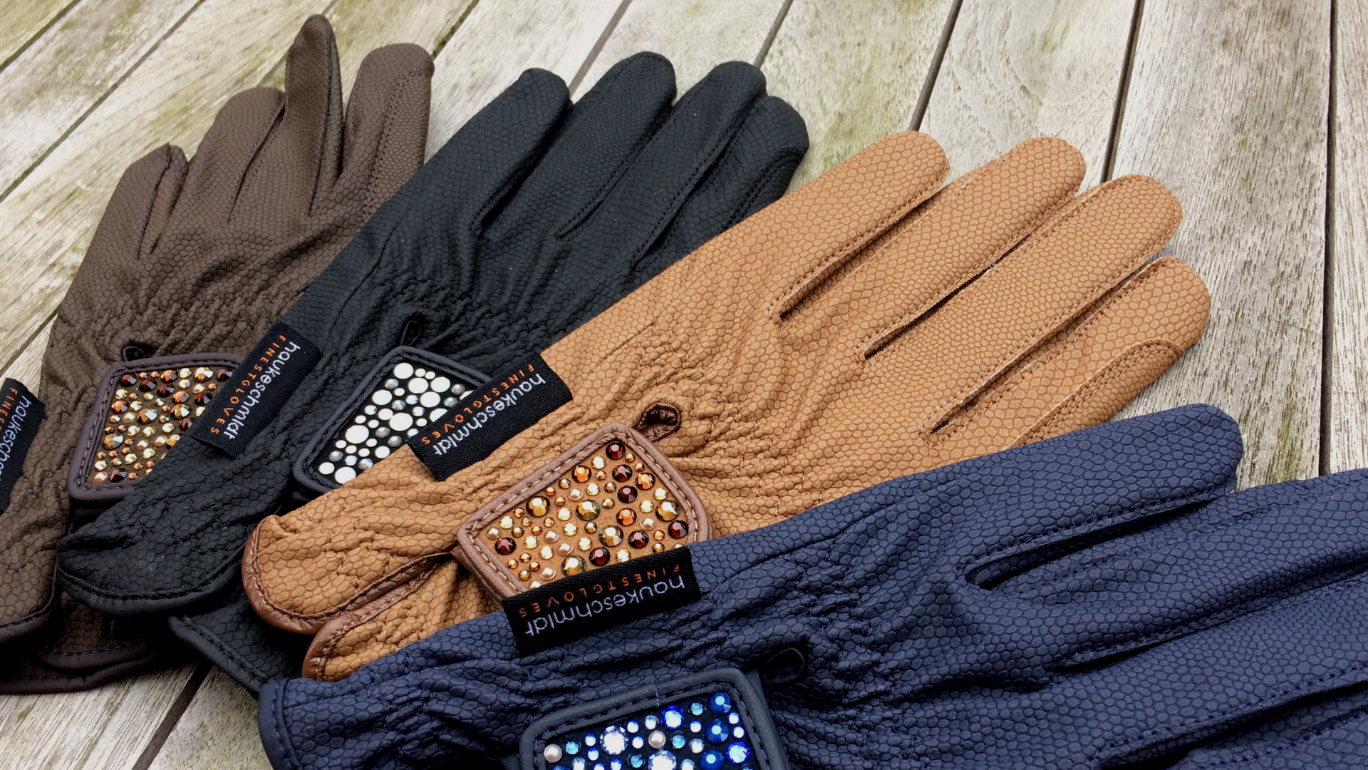 Hauke Schmidt gloves A Touch Of Magic Tack