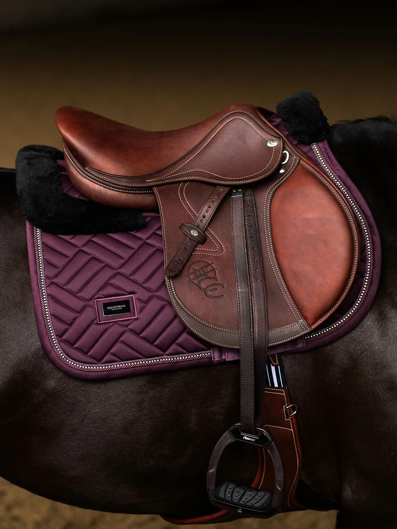 Equestrian Stockholm Holiday Collection Springdekje Vegan Fur Crystal Mauve Wine