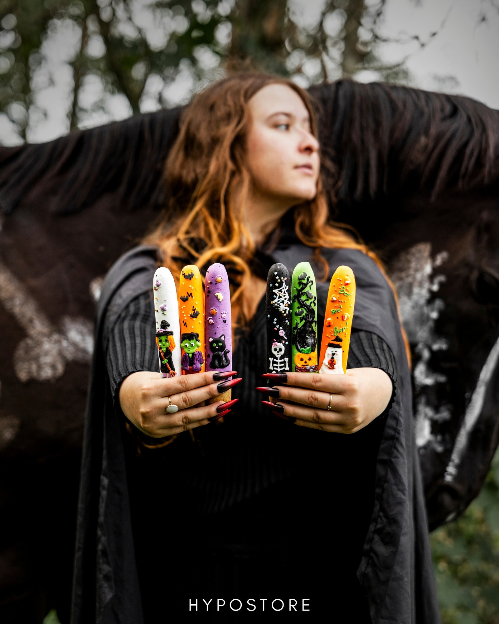 Spooky season, but make it horse treats 🎃👻🐴